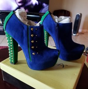 High heel booties